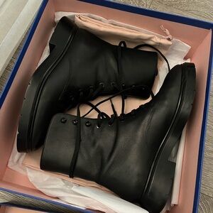 Stuart Weitzman Mckenzee Boots 5.5/36